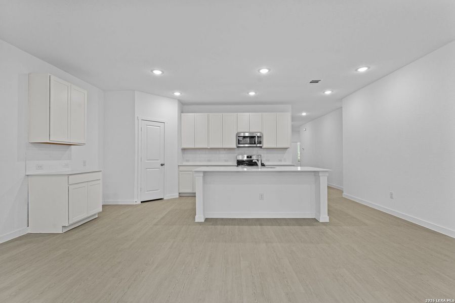 Furnished interior view inside a new home in Sky Ranch, New Braunfels (Image 7).