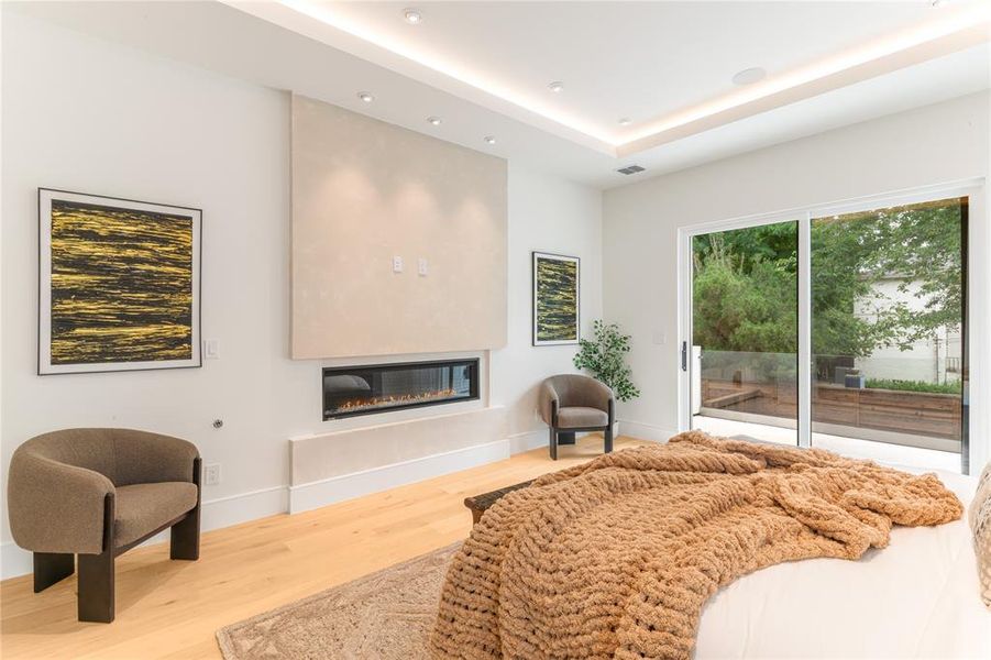 Furnished interior view inside a new home in , Dallas (Image 13).