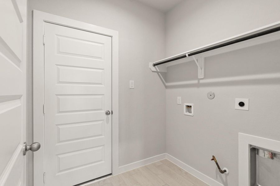 Spacious, unfurnished interior of a new home in Morton Creek Ranch, Katy (Image 21). Spacious, unfurnished interior of a new home in Morton Creek Ranch, Katy (Image 21).