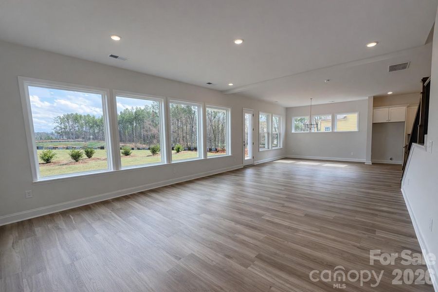 Beautiful Open Floorplan