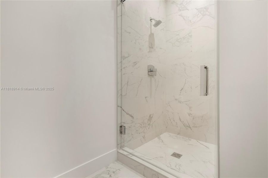 Image 22 of a home in .