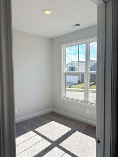 Spacious, unfurnished interior of a new home in Heritage Pointe at The Georgian, Villa Rica (Image 13).