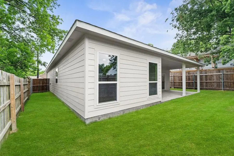 Exterior details and patio area of a home in , Greenville (Image 3).