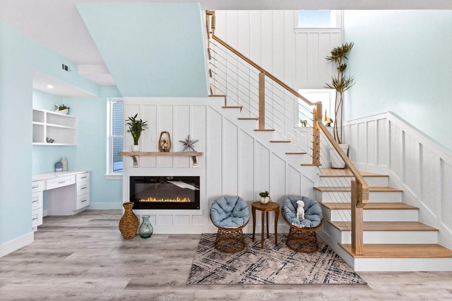 Furnished interior view inside a new home in , Galveston (Image 20).