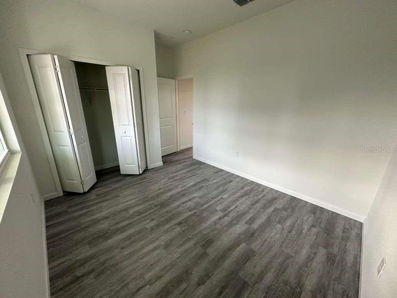 Spacious, unfurnished interior of a new home in , Apopka (Image 19).