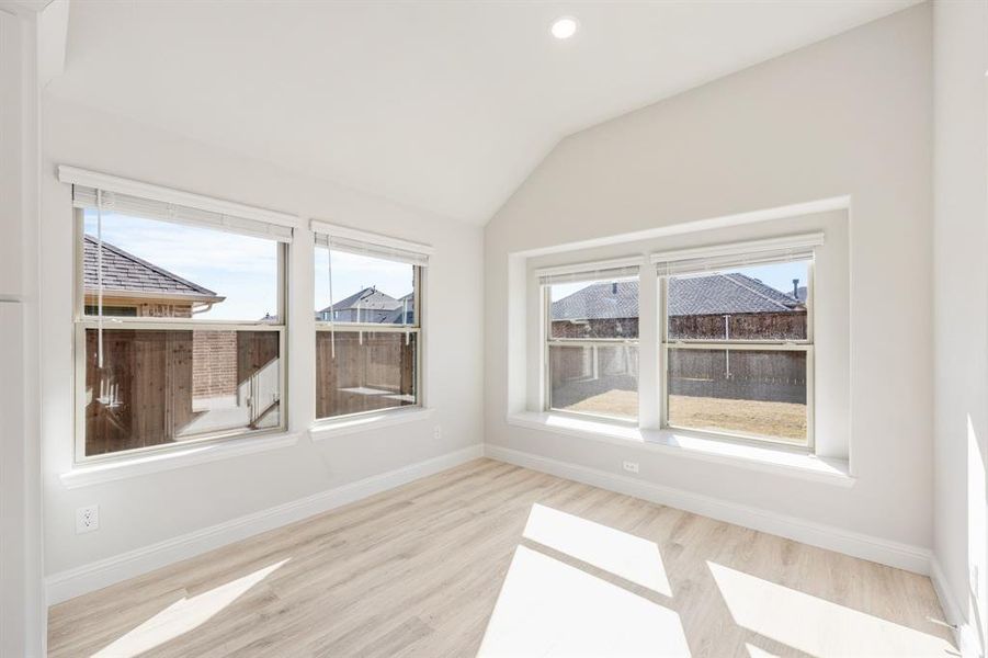 Spacious, unfurnished interior of a new home in Terracina, Rockwall (Image 18).