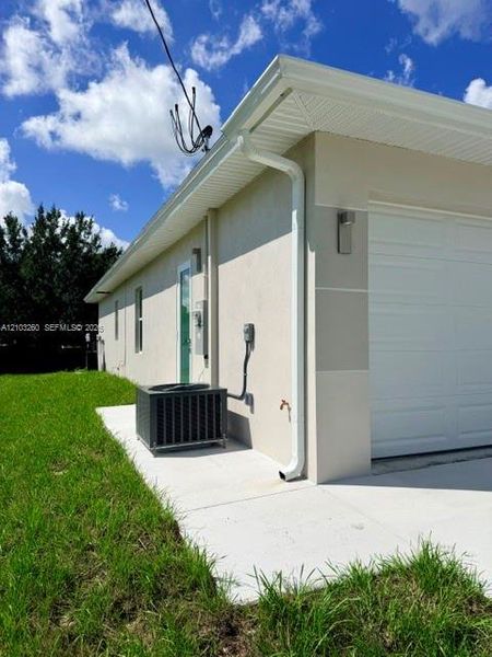 Exterior details and patio area of a home in , Lehigh Acres (Image 22).