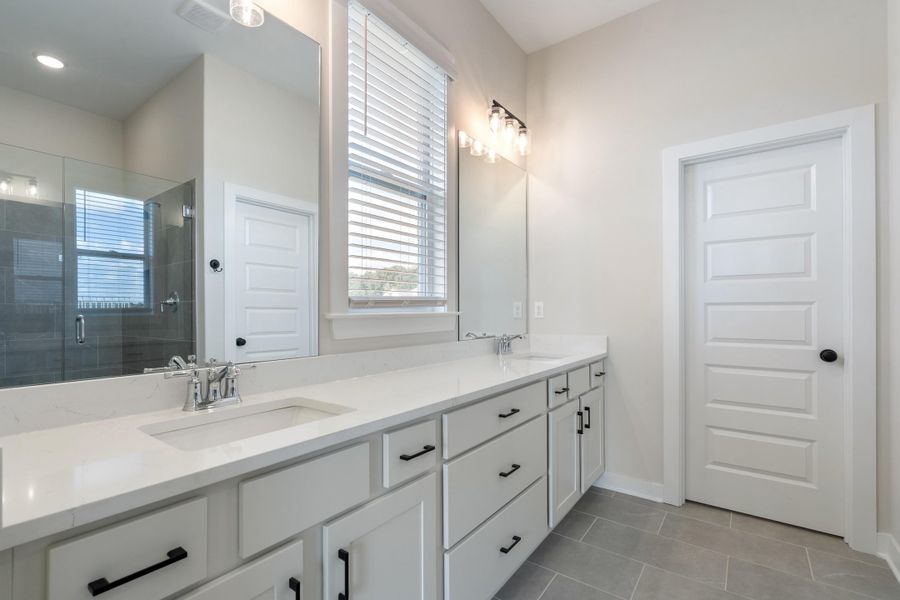 Furnished interior view inside a new home in Amherst, Cordova (Image 10).