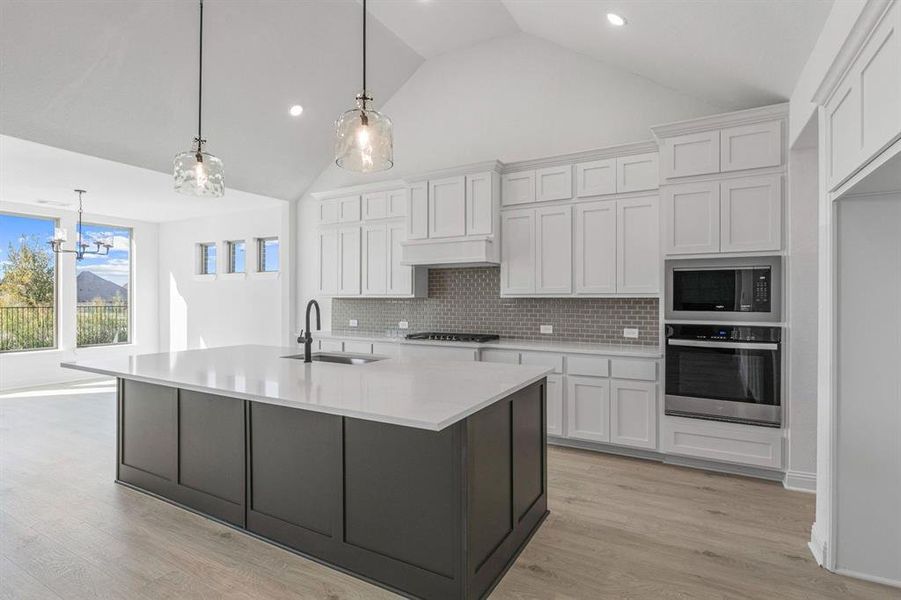 DAL_Saddle Star_Lavaca_2417 Miranda Lane (9)