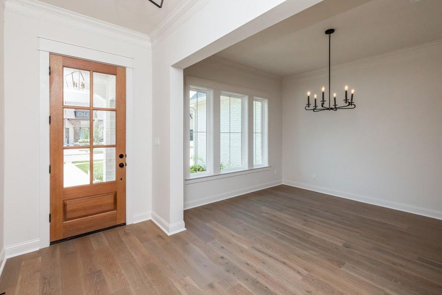 Spacious, unfurnished interior of a new home in , Beaumont (Image 27).