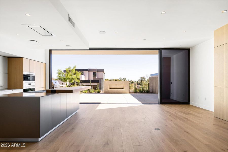 Indoor/Outdoor Living