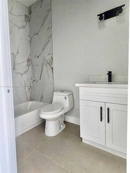 Furnished interior view inside a new home in , Fort Lauderdale (Image 11).