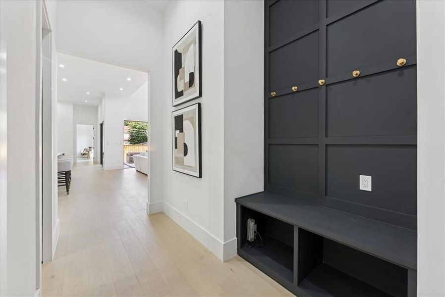 Furnished interior view inside a new home in , Dallas (Image 7).