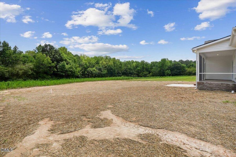 11-7345 Hill Rd-11