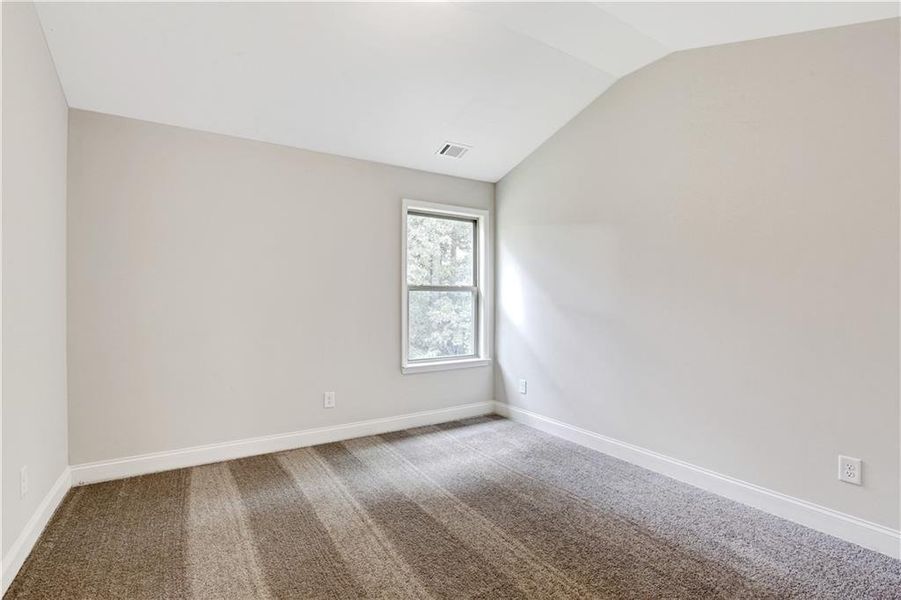 Spacious, unfurnished interior of a new home in , Lawrenceville (Image 30).