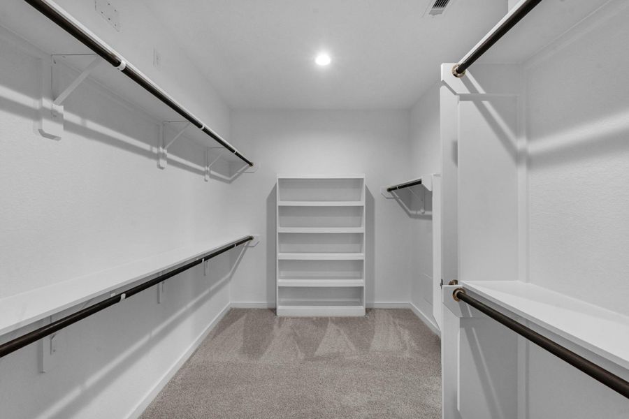 Image 33 of a home in Beacon Hill.