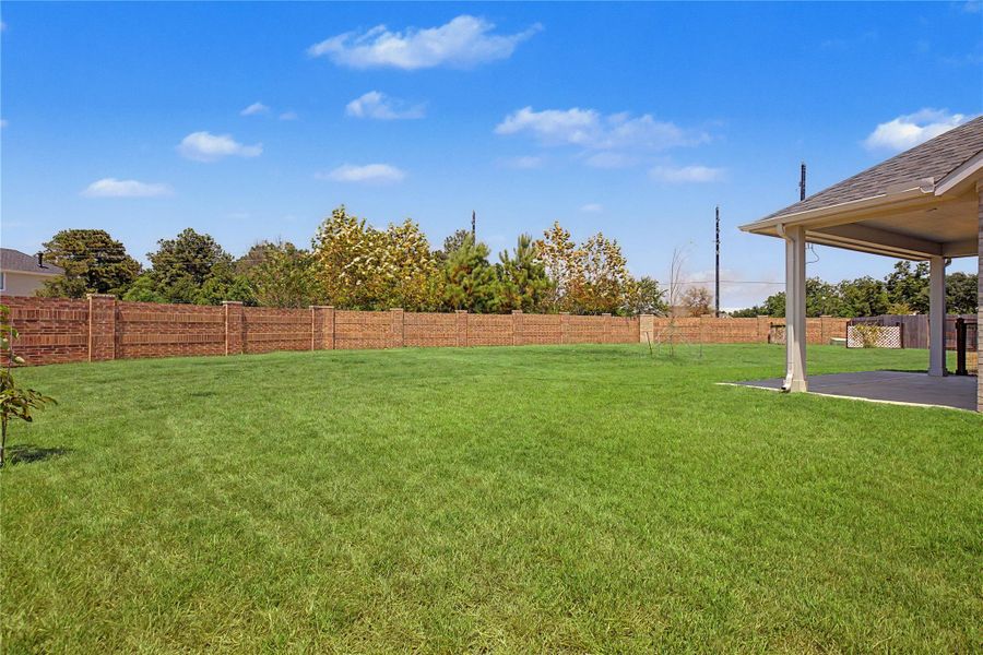 Exterior details and patio area of a home in , Tomball (Image 25). Exterior details and patio area of a home in , Tomball (Image 25).