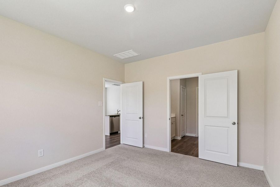 Spacious, unfurnished interior of a new home in Magnolia Woods, Magnolia (Image 23).