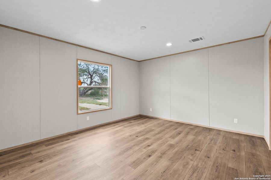 Spacious, unfurnished interior of a new home in , Somerset (Image 18).