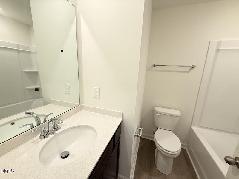 Ar196 8.20 Guest Bathro