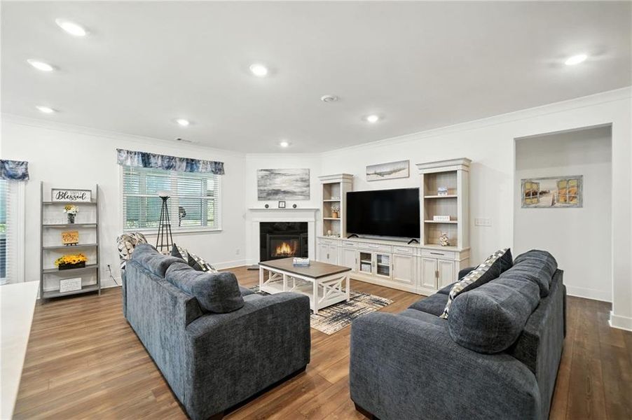 Furnished interior view inside a new home in Hickory Bluffs, Canton (Image 19). Furnished interior view inside a new home in Hickory Bluffs, Canton (Image 19).