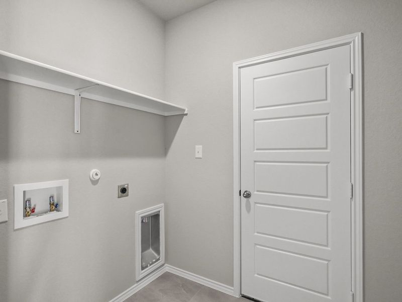 Spacious, unfurnished interior of a new home in Heartland, Heartland (Image 23). Spacious, unfurnished interior of a new home in Heartland, Heartland (Image 23).