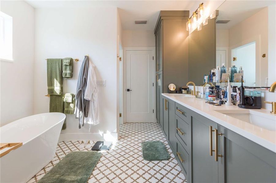 Furnished interior view inside a new home in , Tampa (Image 56).