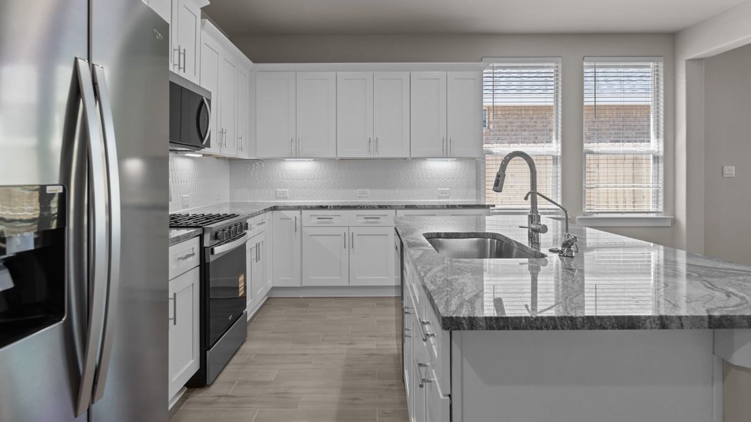 Furnished interior view inside a new home in Northwest Passage, Midland (Image 6).