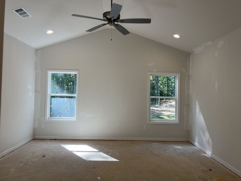 Image 17 of a home in Cedar Grove Estates.