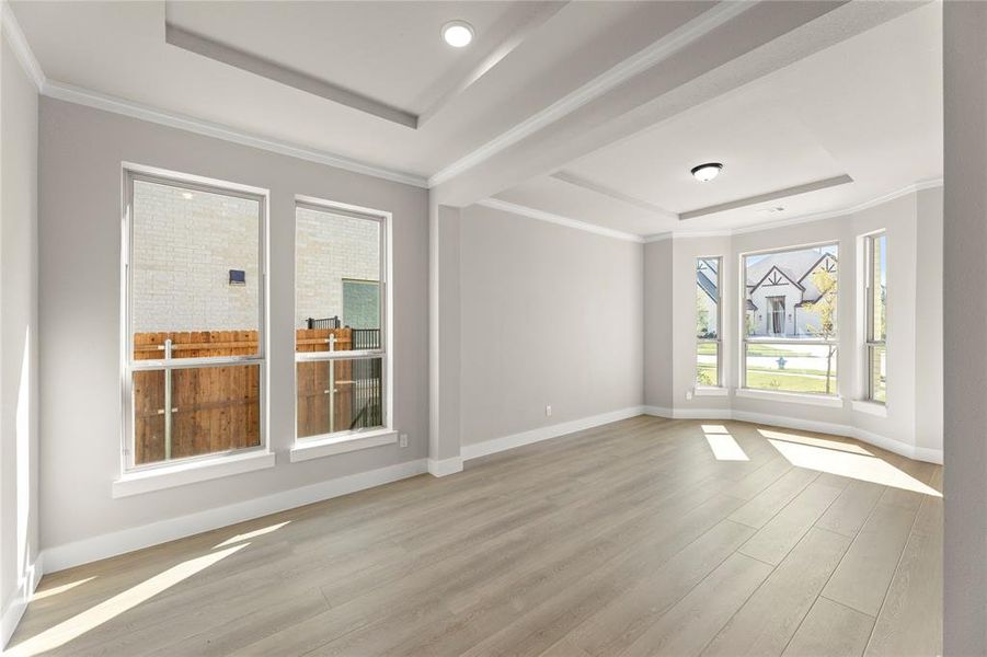 07. 12054 Willow Manor - Dining