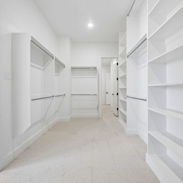 Spacious, unfurnished interior of a new home in The Parks at Wilson Creek, Celina (Image 56). Spacious, unfurnished interior of a new home in The Parks at Wilson Creek, Celina (Image 56).