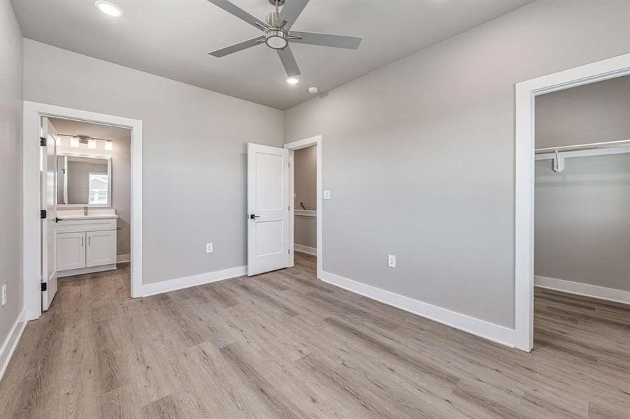 Spacious, unfurnished interior of a new home in , Stephenville (Image 26).