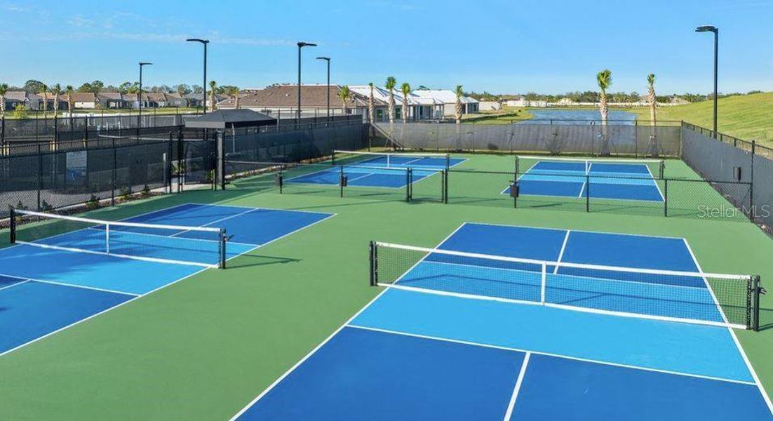 Community amenities in Esplanade at Westview, Kissimmee (Image 24).