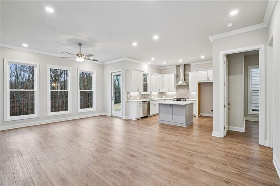 Spacious, unfurnished interior of a new home in Aberdeen, Hoschton (Image 33).