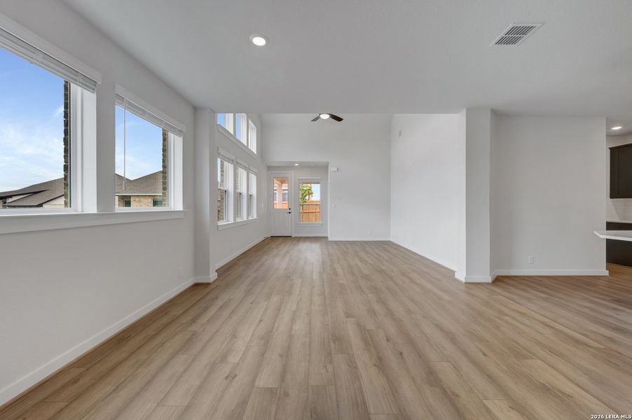 Spacious, unfurnished interior of a new home in Mayfair - Select Garden Series, New Braunfels (Image 23).