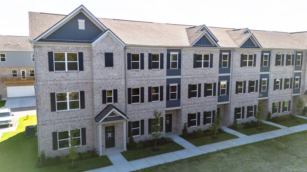 Image 10 of a home in Sweetbriar Place.