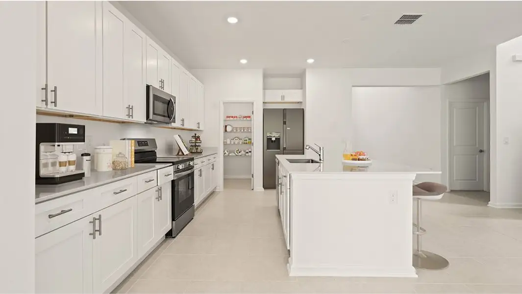 2964 Weston Kitchen 2of2 F1 4 18 25