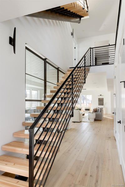 Spacious, unfurnished interior of a new home in , Denver (Image 22).