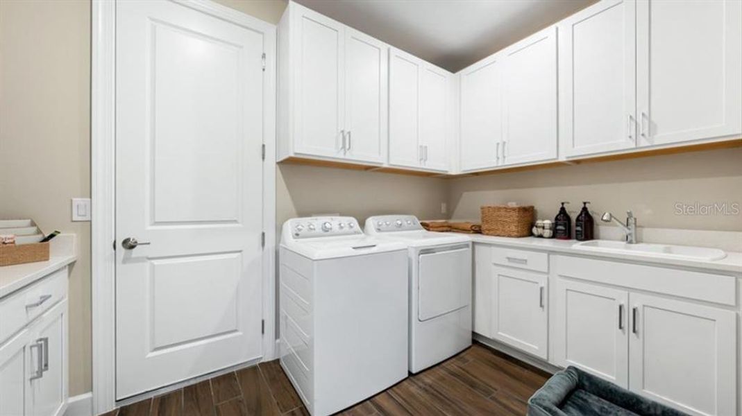 Furnished interior view inside a new home in Esplanade at Westview, Kissimmee (Image 9).