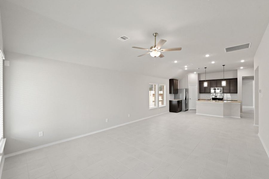 Spacious, unfurnished interior of a new home in The Trails, New Caney (Image 13). Spacious, unfurnished interior of a new home in The Trails, New Caney (Image 13).