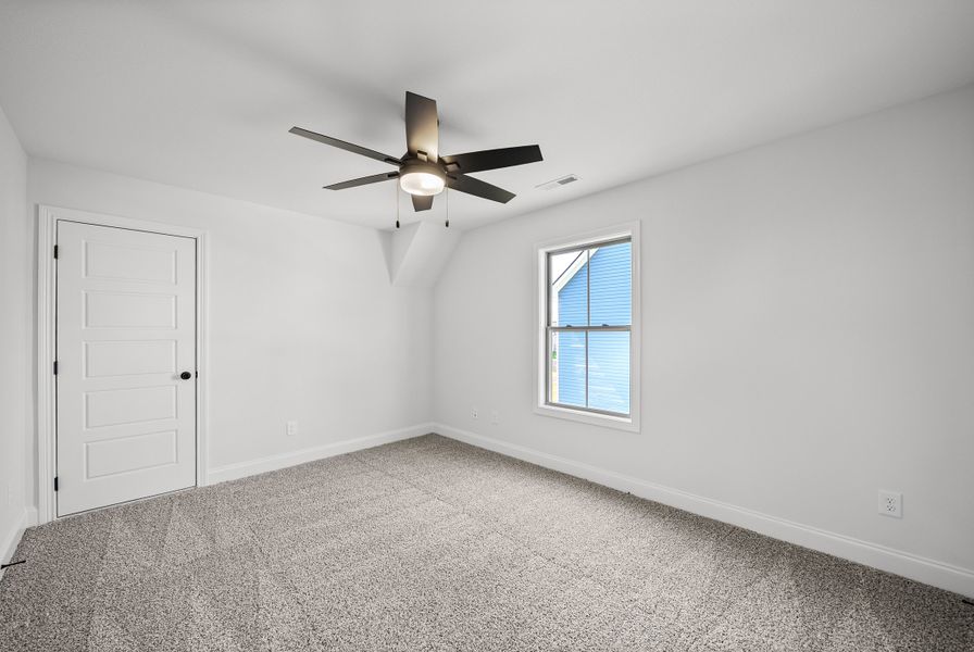 Spacious, unfurnished interior of a new home in Cherry Fields, Clarksville (Image 27).