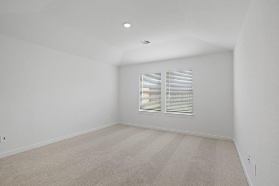 Spacious, unfurnished interior of a new home in Pine Lake Cove - Traditional Series, Montgomery (Image 34).