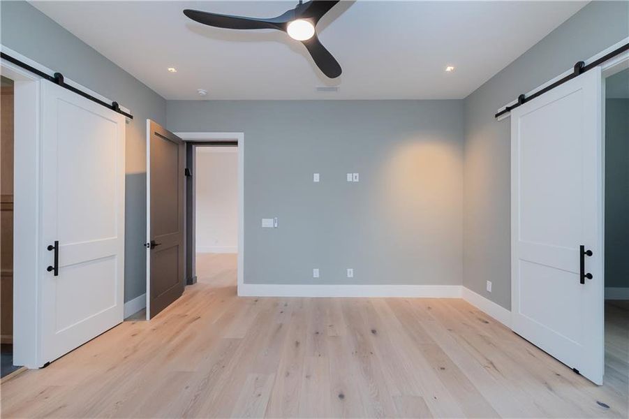 Spacious, unfurnished interior of a new home in , Marietta (Image 28).