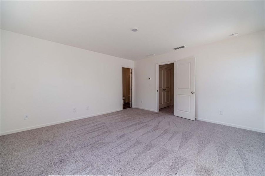 Spacious, unfurnished interior of a new home in , Winder (Image 21).