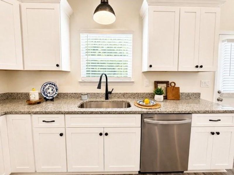 Furnished interior view inside a new home in , Gainesville (Image 7).