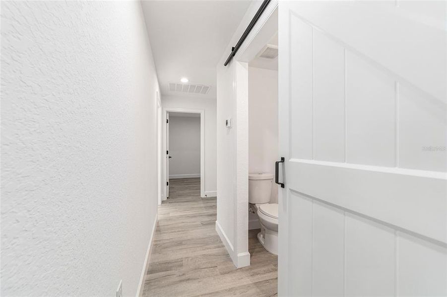 Spacious, unfurnished interior of a new home in , Ocala (Image 48).