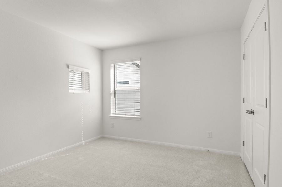 Spacious, unfurnished interior of a new home in Trace, San Marcos (Image 45).