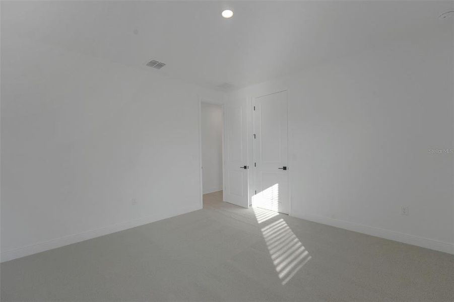 Spacious, unfurnished interior of a new home in Palms at Windermere, Windermere (Image 29).