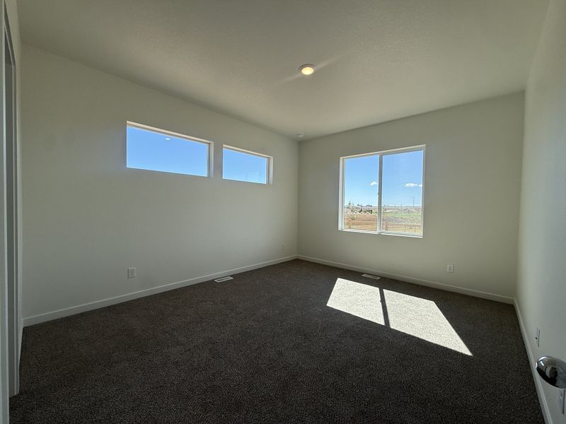 Spacious, unfurnished interior of a new home in Granary, Johnstown (Image 26).