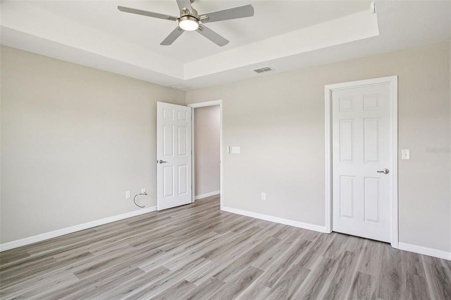 Spacious, unfurnished interior of a new home in , Bushnell (Image 37). Spacious, unfurnished interior of a new home in , Bushnell (Image 37).